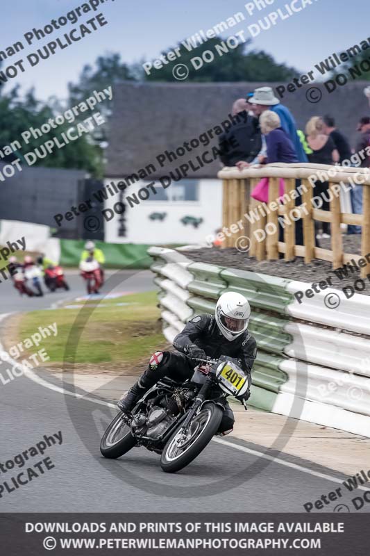 Vintage motorcycle club;eventdigitalimages;mallory park;mallory park trackday photographs;no limits trackdays;peter wileman photography;trackday digital images;trackday photos;vmcc festival 1000 bikes photographs